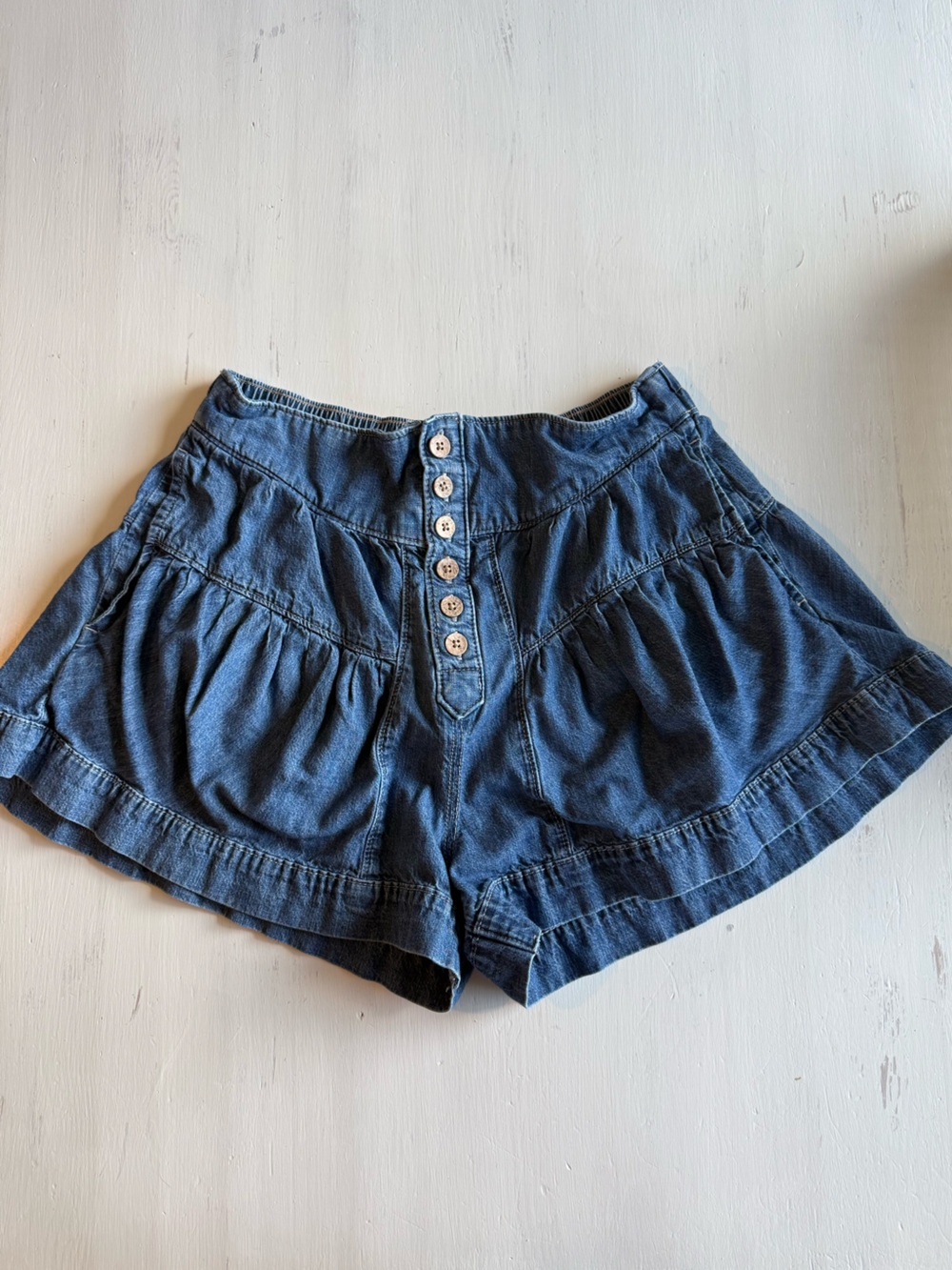 We The Free Fluer High Waist Ruffle Shorts - Picture 8 of 9